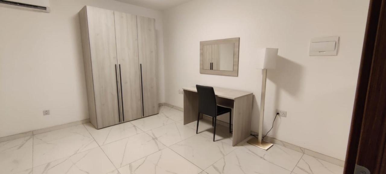 Blu-M Central Qormi Exterior photo