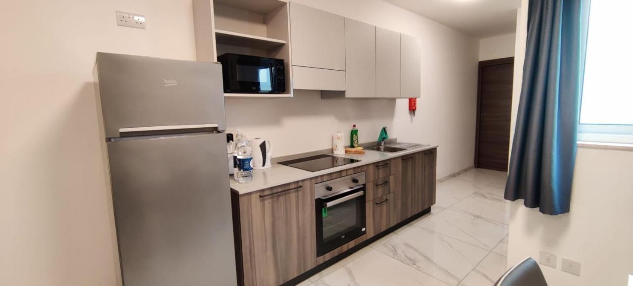 Blu-M Central Qormi Exterior photo