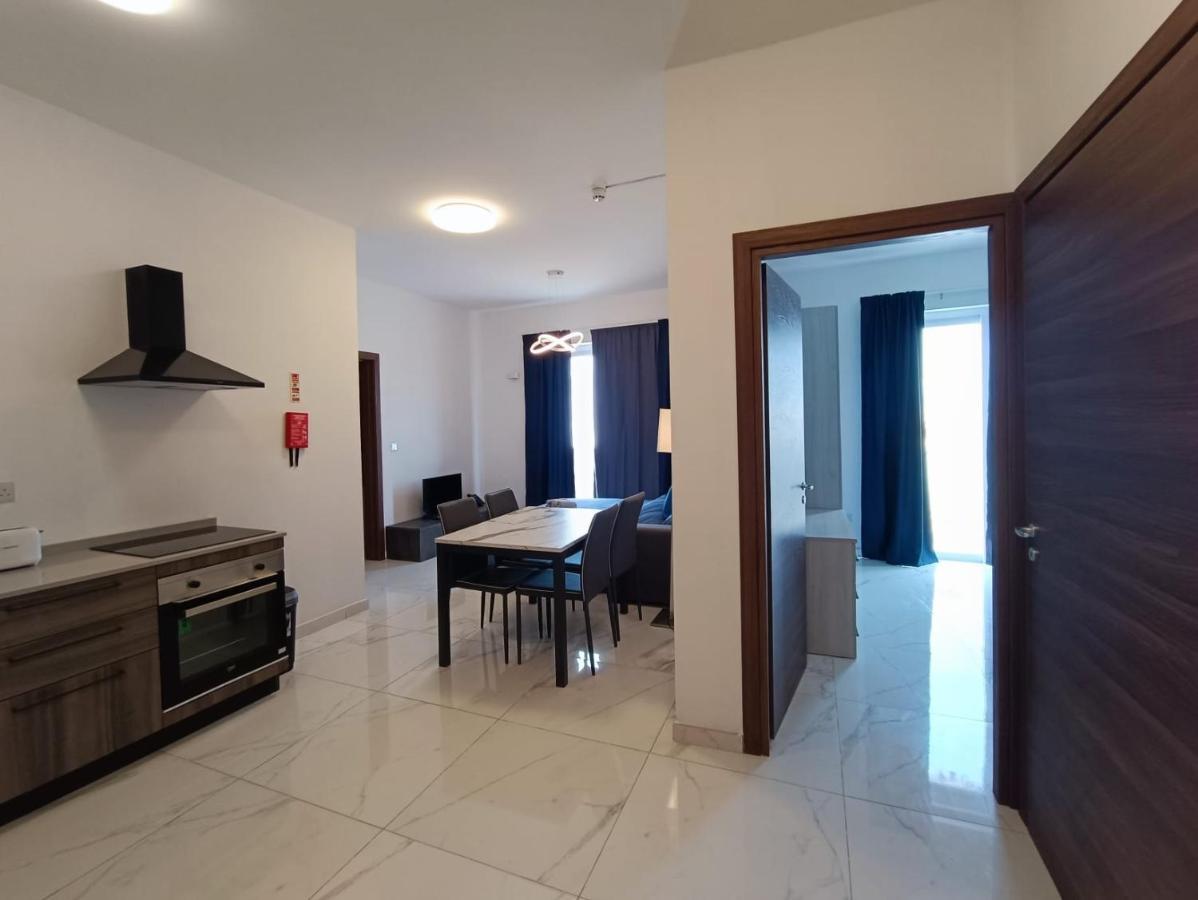 Blu-M Central Qormi Exterior photo