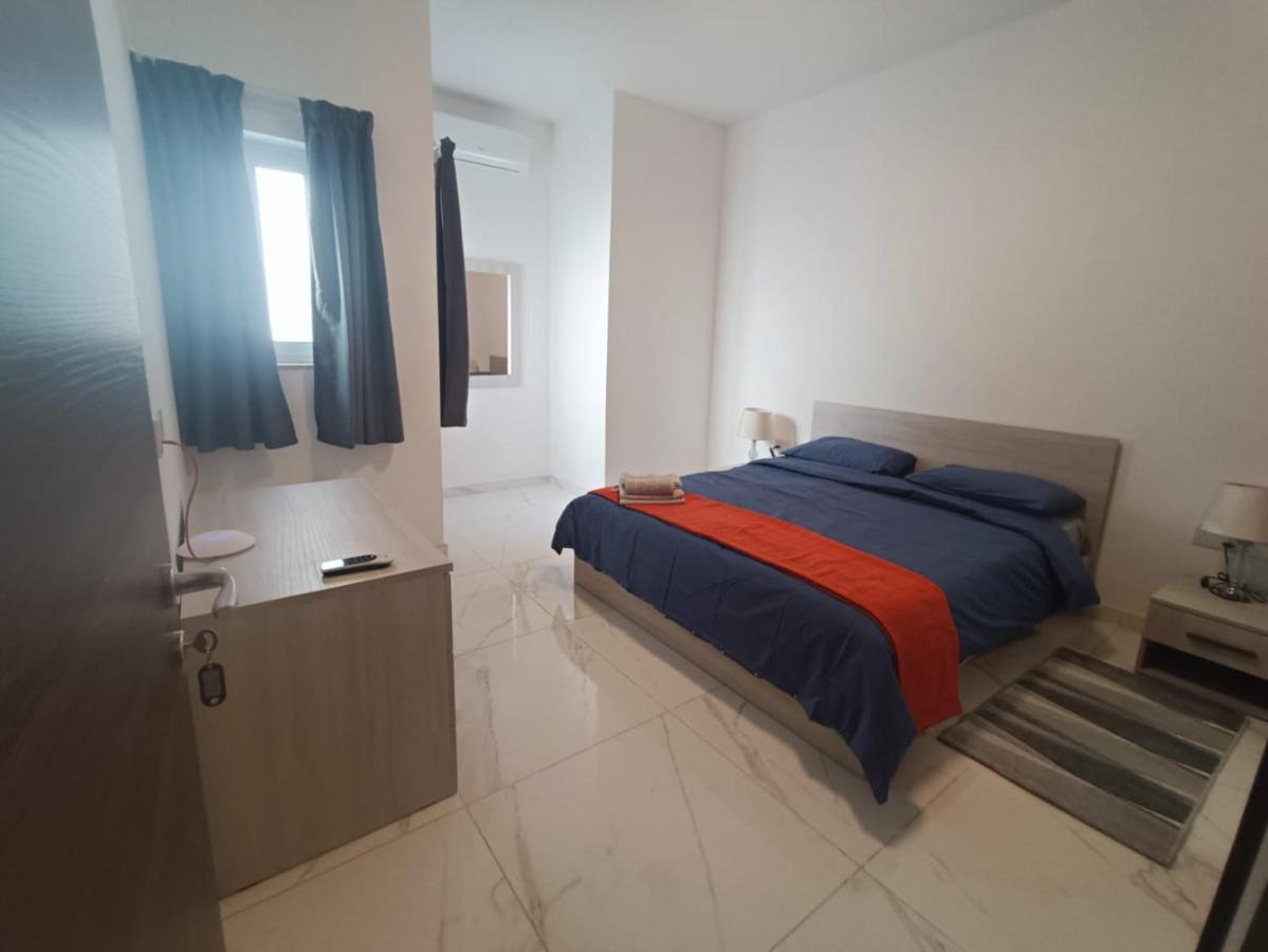 Blu-M Central Qormi Exterior photo