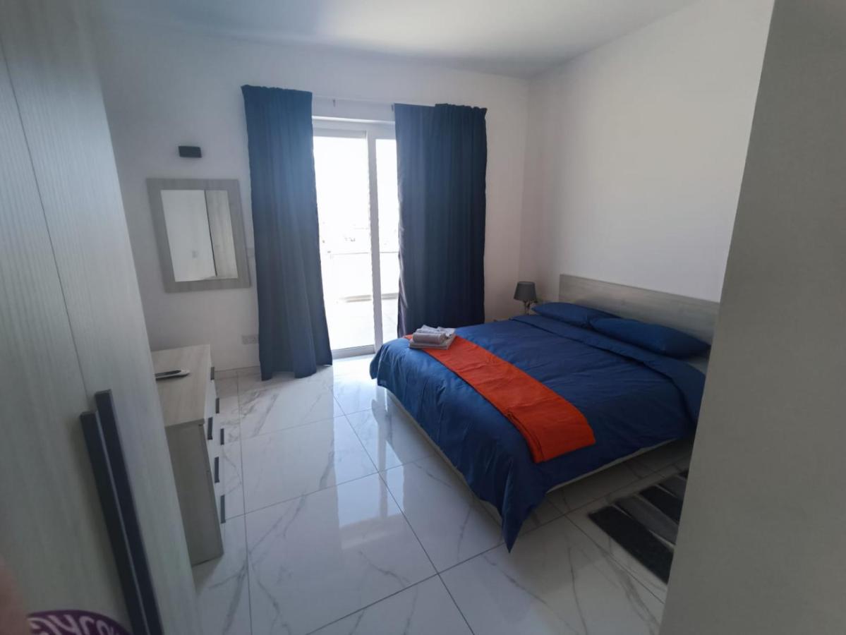 Blu-M Central Qormi Exterior photo